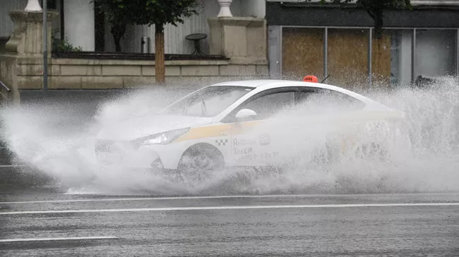 Дождь в Москве