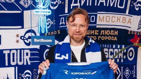 Валерий Карпин