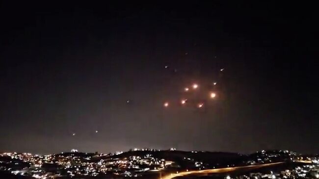 Полет иранских ракет в сторону Израиля
