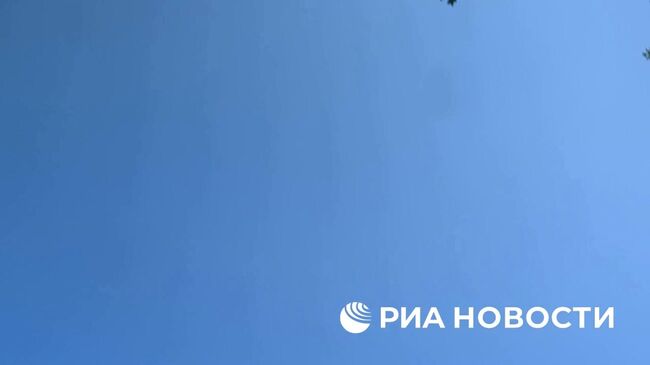 Полицейский вертолет следит за протестующими в Сан-Антонио