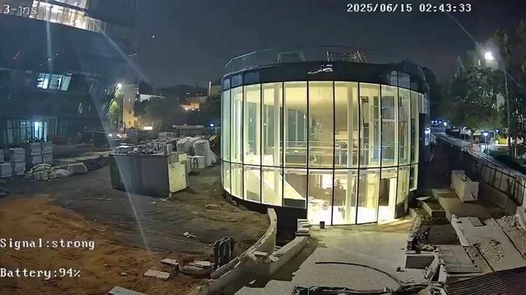 Иран нанес удар по научному институту в Израиле в ответ на убийство ученых