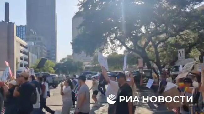 Протестующие в Сан-Антонио двинулись маршем через город