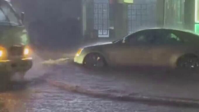 Дождь в Сочи Дождь в Сочи - РИА Новости, 1920, 16.06.2025