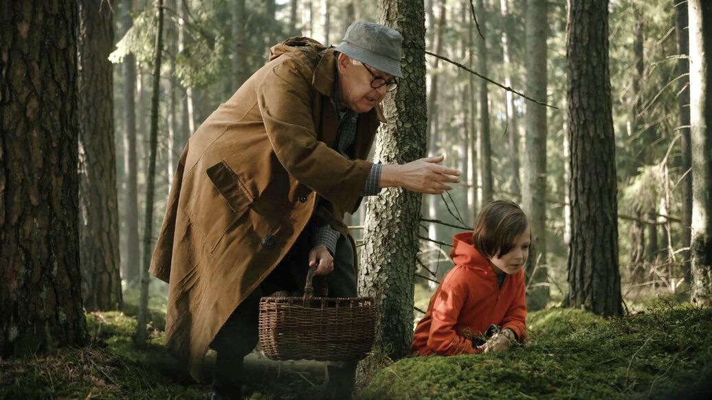 Кинопрокат в России возглавил фильм "На деревню дедушке"