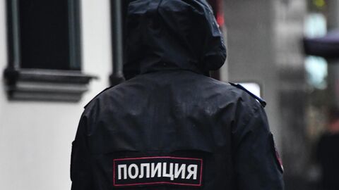 Сотрудник полиции Сотрудник полиции