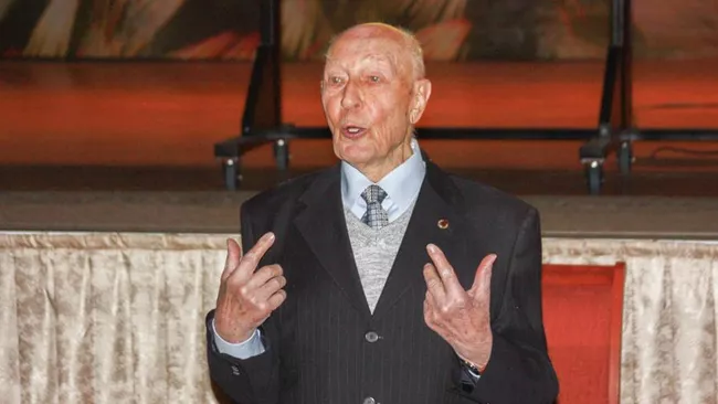 Владимир Янгорев