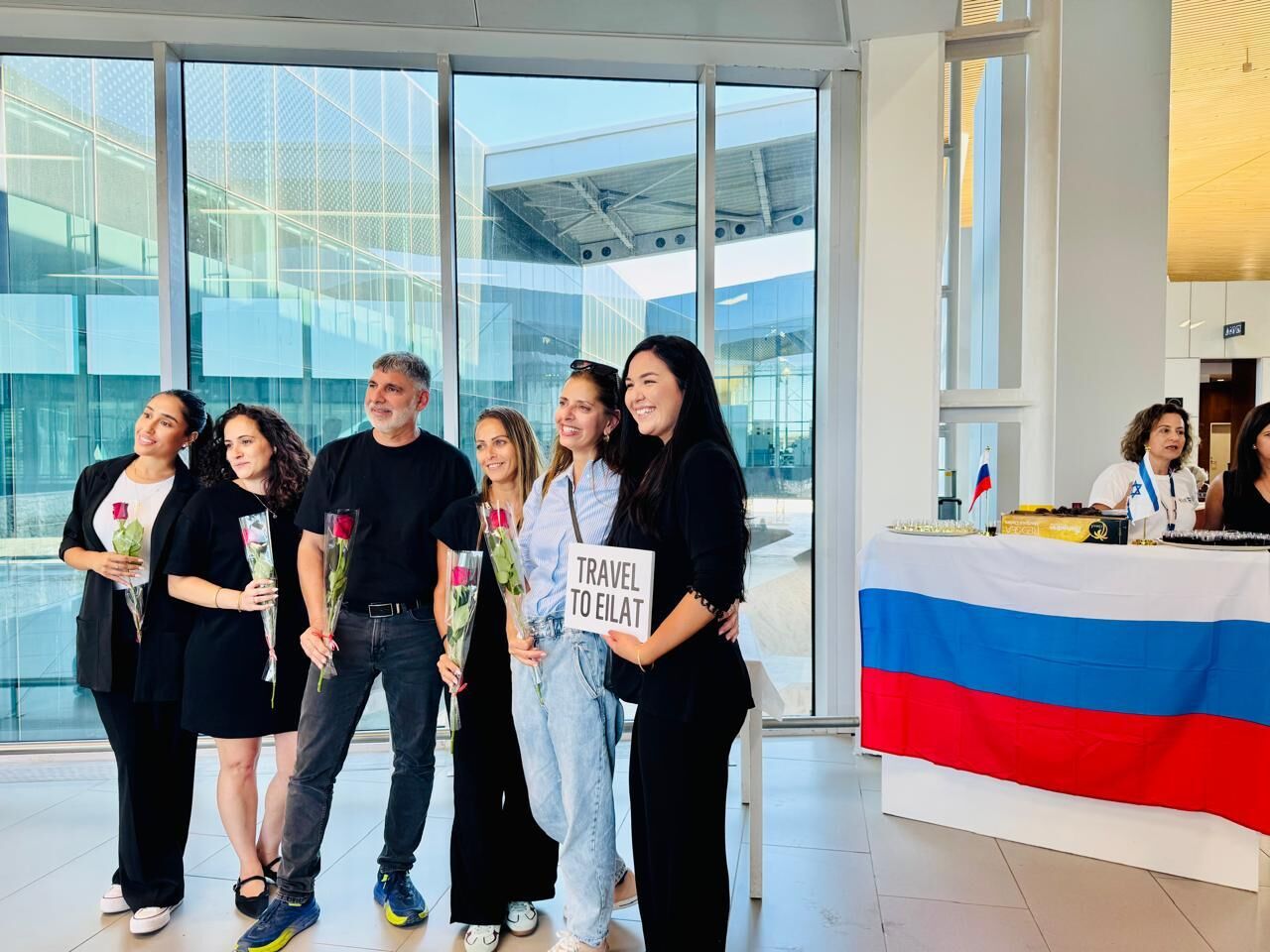В аэропорту Рамон готовятся к встрече россиян-пассажиров первого рейса Red Wings 12 июня, 2025 года В аэропорту Рамон готовятся к встрече россиян-пассажиров первого рейса Red Wings 12 июня, 2025 года - РИА Новости, 1920, 16.06.2025