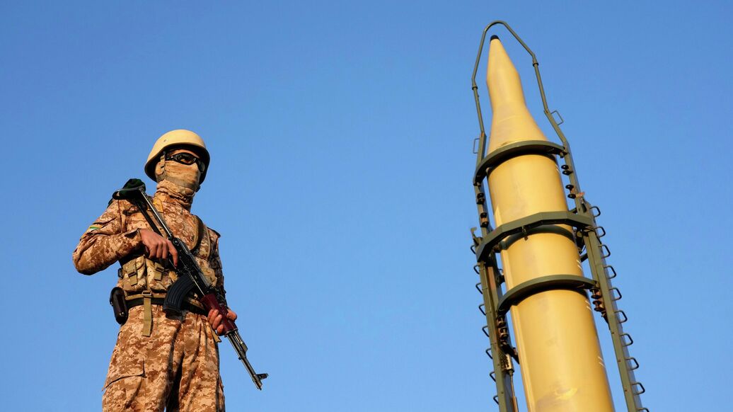 Яковенко напомнил о досягаемости американских авианосцев для иранских ракет