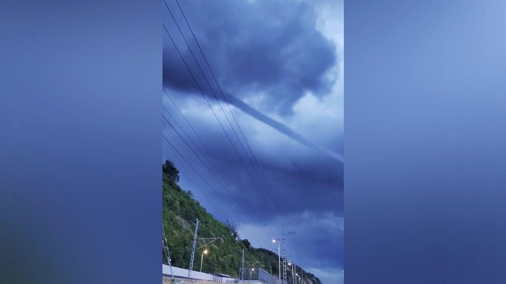 Над морем в Краснодарском крае заметили редкое природное явление