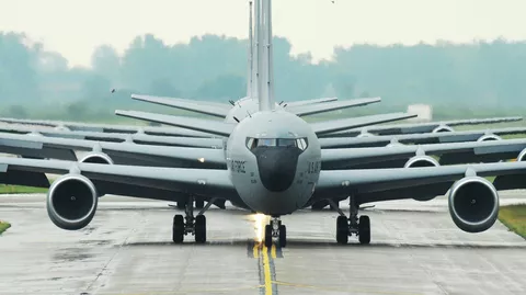 Самолеты-топливозаправщики KC-135