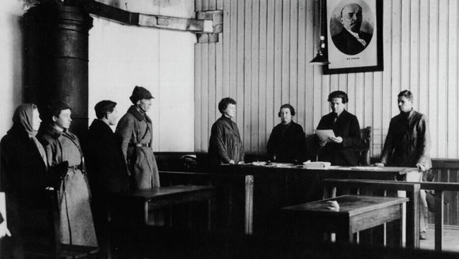 Сіздің порно дискіңіз желіден шықты