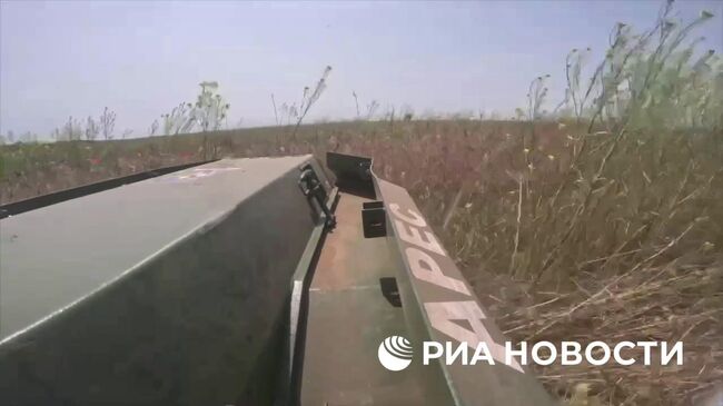 Работа наземных беспилотников Шанхай и Лягушка