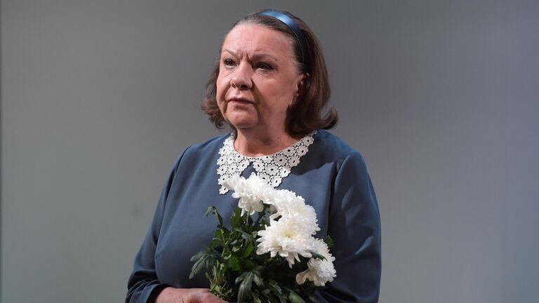 Актриса Наталья Тенякова (Гера) на пресс-показе спектакля Офелия боится воды