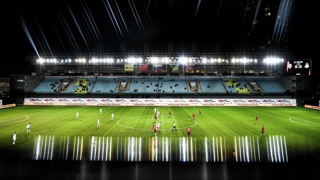 Стадион в Химках во время матча РПЛ