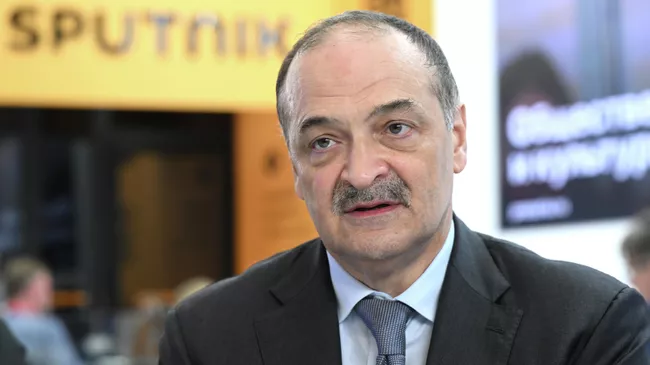 Глава Республики Дагестан Сергей Меликов на стенде РИА Новости
