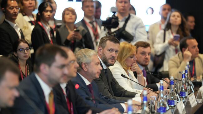 Председатель правления АО РОСЭКСИМБАНК Петр Засельский