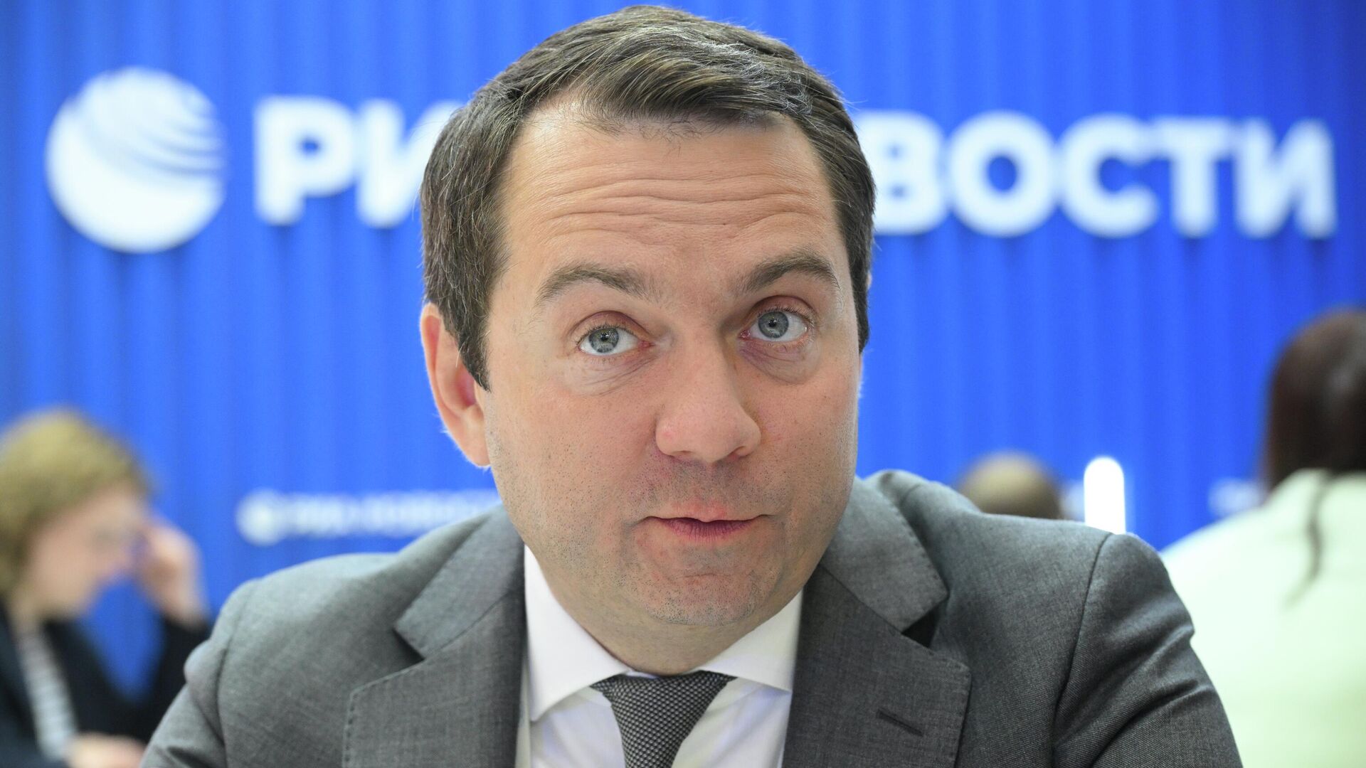 Андрей Чибис на ПМЭФ-2025 - РИА Новости, 1920, 18.06.2025