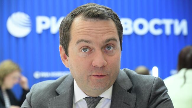 Андрей Чибис на ПМЭФ-2025