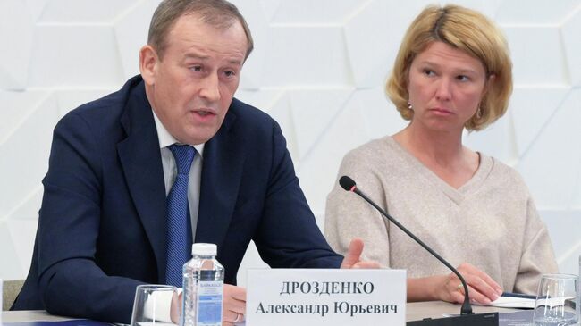 Губернатор Ленинградской области Александр Дрозденко и министр сельского хозяйства РФ Оксана Лут