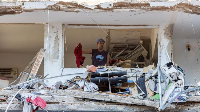 Последствия ракетной атаки Ирана на Тель-Авив