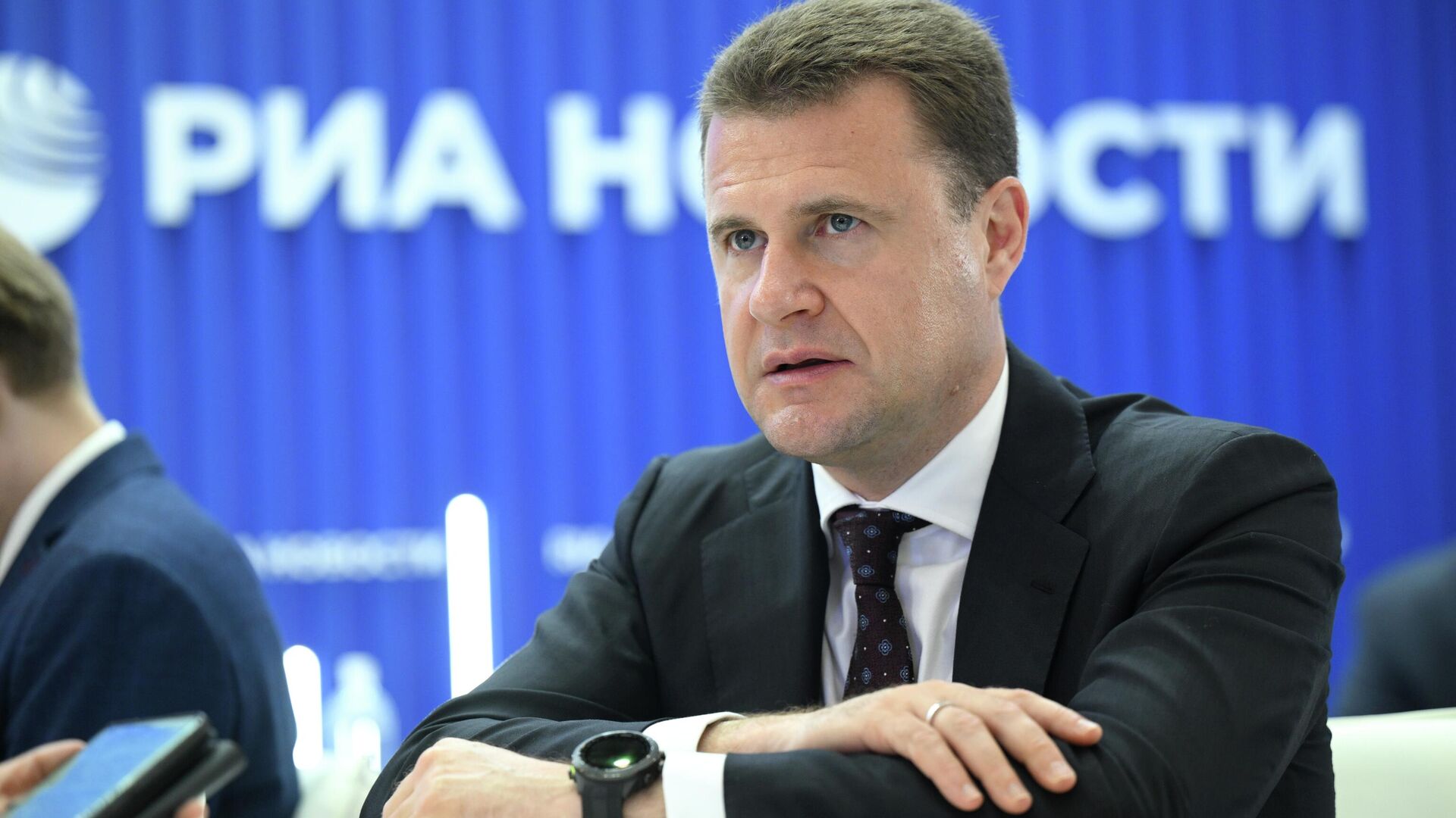 Министр РФ по развитию Дальнего Востока и Арктики Алексей Чекунков на ПМЭФ-2025 Министр РФ по развитию Дальнего Востока и Арктики Алексей Чекунков на ПМЭФ-2025 - РИА Новости, 1920, 19.06.2025