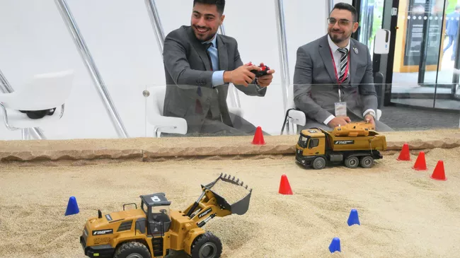 Работа форума ПМЭФ-2025 Работа форума ПМЭФ-2025