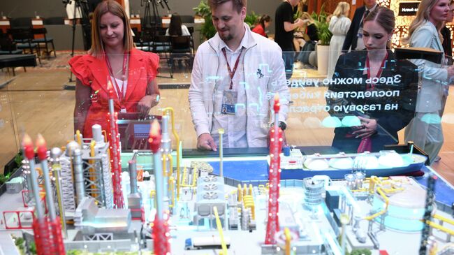 Стенд компании Positive Technologies на ПМЭФ-2025 Стенд компании Positive Technologies на ПМЭФ-2025