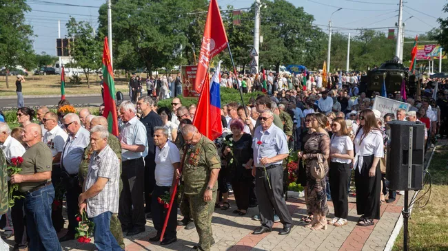 Траурно-памятные мероприятия по жертвам трагедии 1992 года в Бендерах в Приднестровье