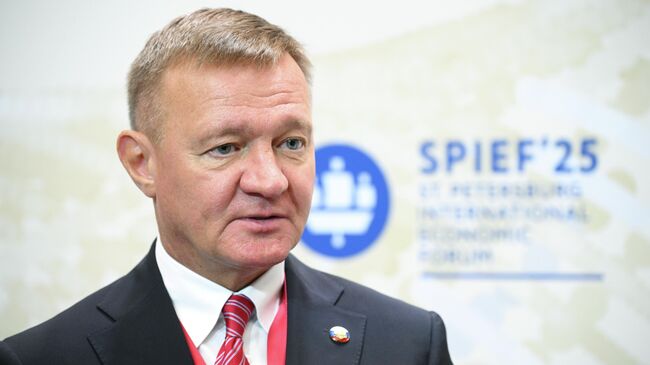 Роман Старовойт на ПМЭФ-2025