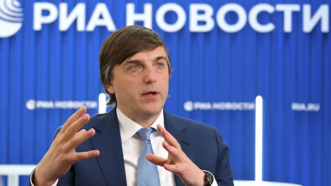 Министр просвещения Российской Федерации Сергей Кравцов на ПМЭФ-2025