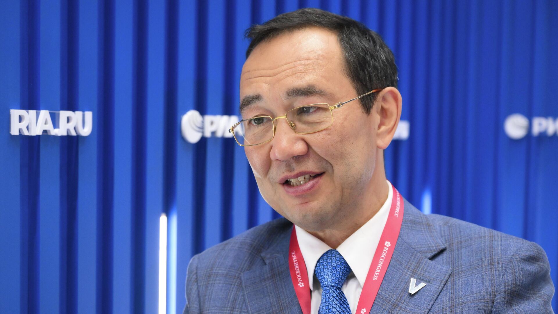 Глава Республики Саха (Якутия) Айсен Николаев на ПМЭФ-2025 - РИА Новости, 1920, 19.06.2025