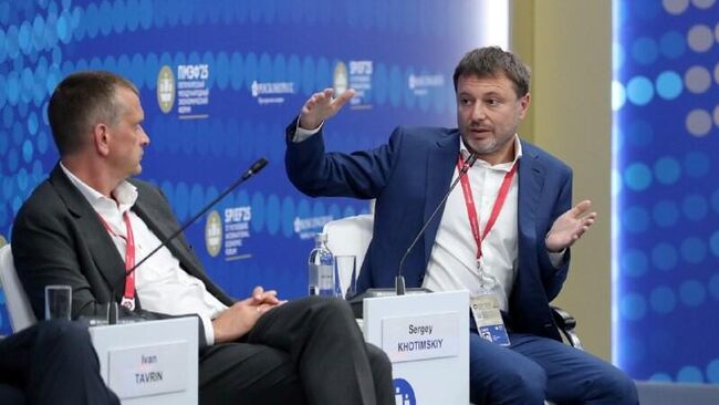 Первый заместитель председателя правления Совкомбанка Сергей Хотимский на ПМЭФ-2025