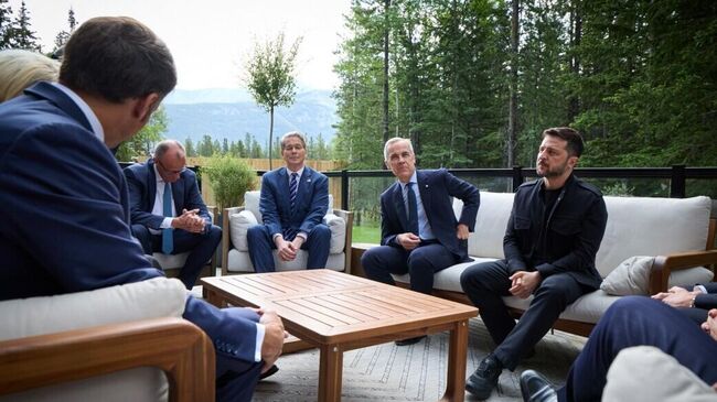 Владимир Зеленский на саммите Большой семерки (G7)