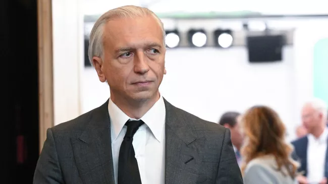 Председатель Правления, ПАО Газпром нефть Александр Дюков на ПМЭФ-2025