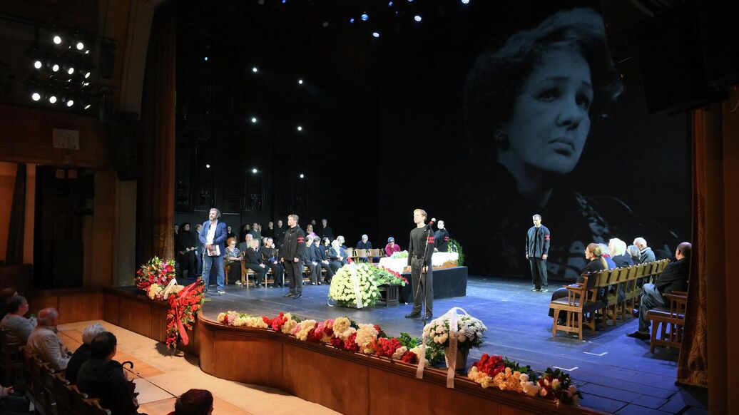 В Москве простились с народной артисткой России Натальей Теняковой