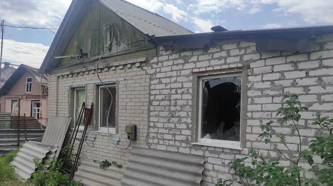 Последствия обстрела ВСУ поселка Воеводовка под Северодонецком
