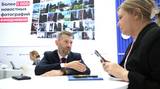 Владислав Кузнецов на ПМЭФ-2025