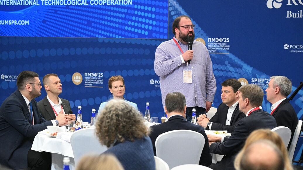 Шадаев высказался о возвращении зарубежных цифровых платформ в Россию