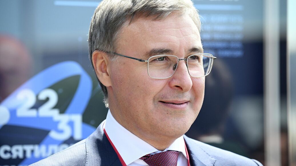 Фальков назвал ИИ колоссальным вызовом в сфере образования