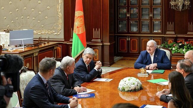 Президент Белоруссии Александр Лукашенко встретился со специальным посланником президента США по Украине Китом Келлогом