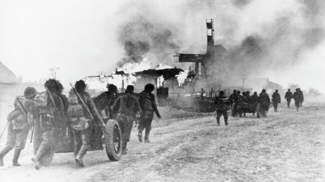 Вторжение немецк-фашистских войск в Советский Союз. 22 июня 1941 Вторжение немецк-фашистских войск в Советский Союз. 22 июня 1941