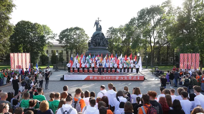 Участники Чемпионата высоких технологий в Великом Новгороде