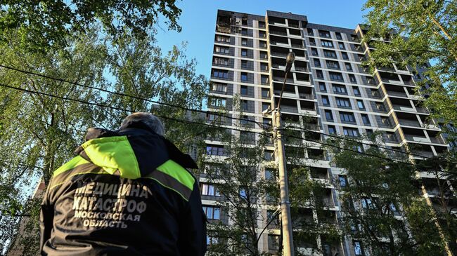 Последствия падения БПЛА в жилой дом в подмосковном Красногорске