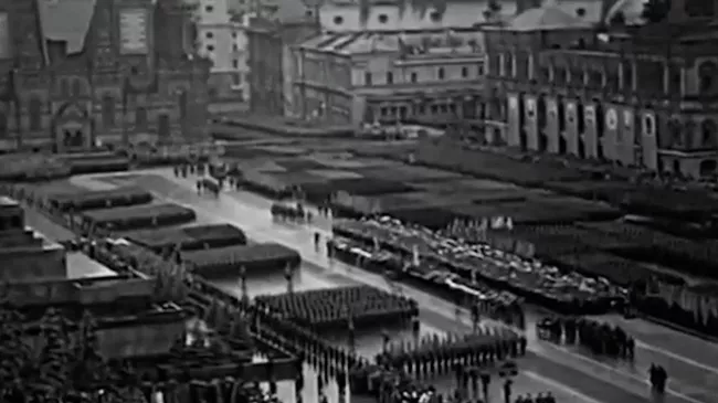Легендарный Парад победителей. Кадры 1945 года