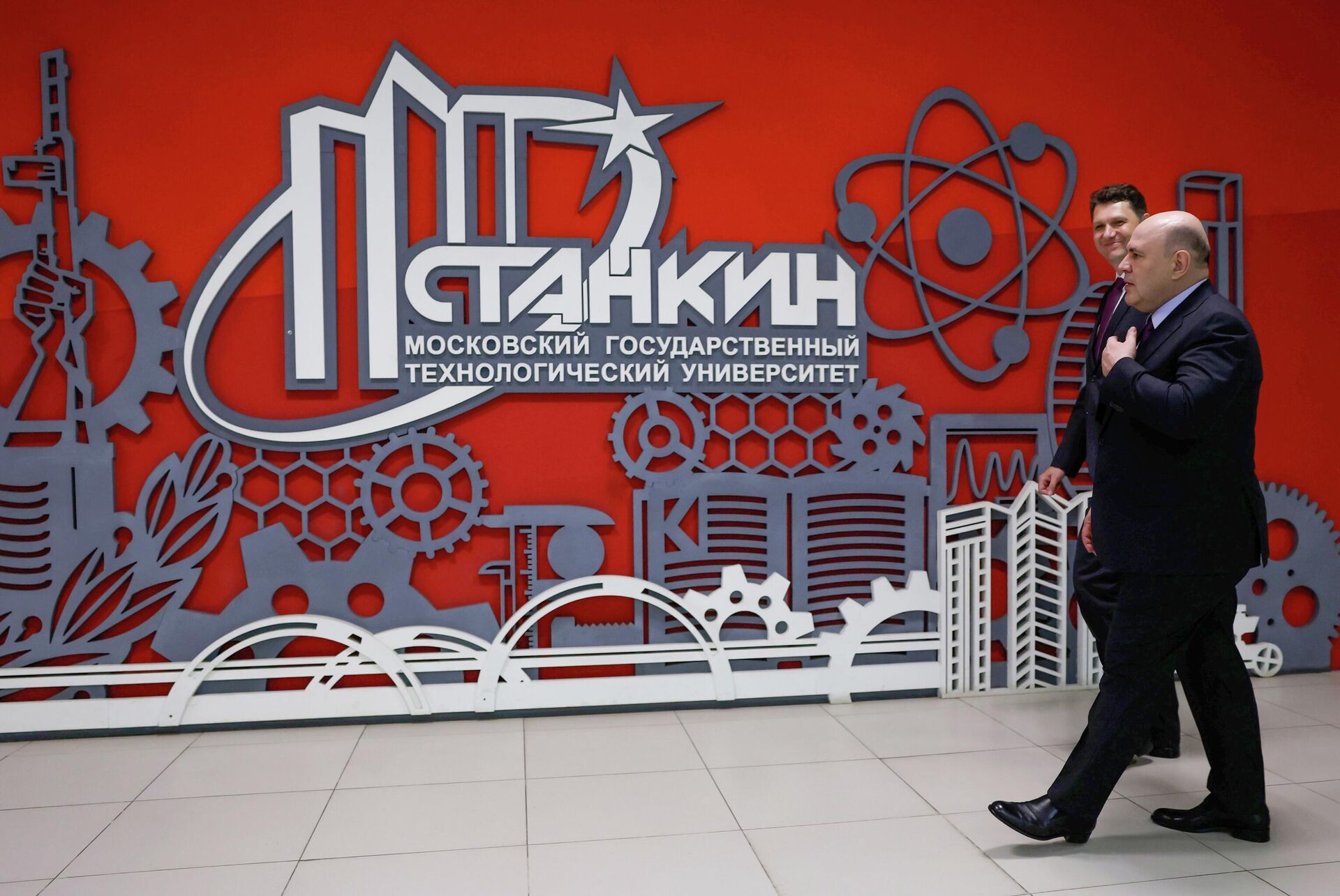 Премьер-министр Михаил Мишустин посетил МГТУ Станкин Премьер-министр Михаил Мишустин посетил МГТУ Станкин - РИА Новости, 1920, 13.09.2025