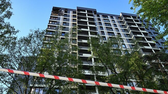 Последствия попадания БПЛА в жилой дом в подмосковном Красногорске Последствия попадания БПЛА в жилой дом в подмосковном Красногорске