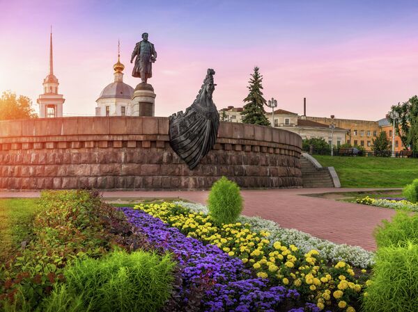Памятник Афанасию Никитину в Твери Памятник Афанасию Никитину в Твери