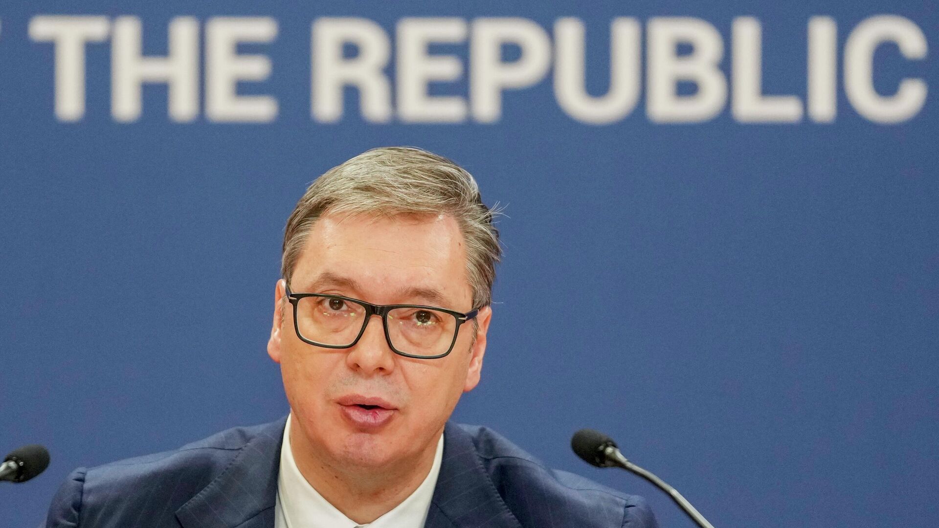 Президент Сербии анонсировал введение мер поддержки населения