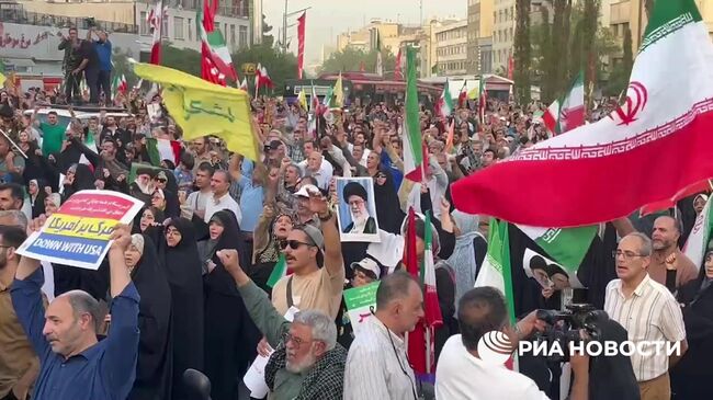 Митинг в честь победы над Израилем в Тегеране