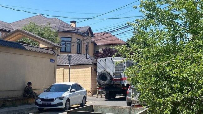 Обыски в особняке в Махачкале